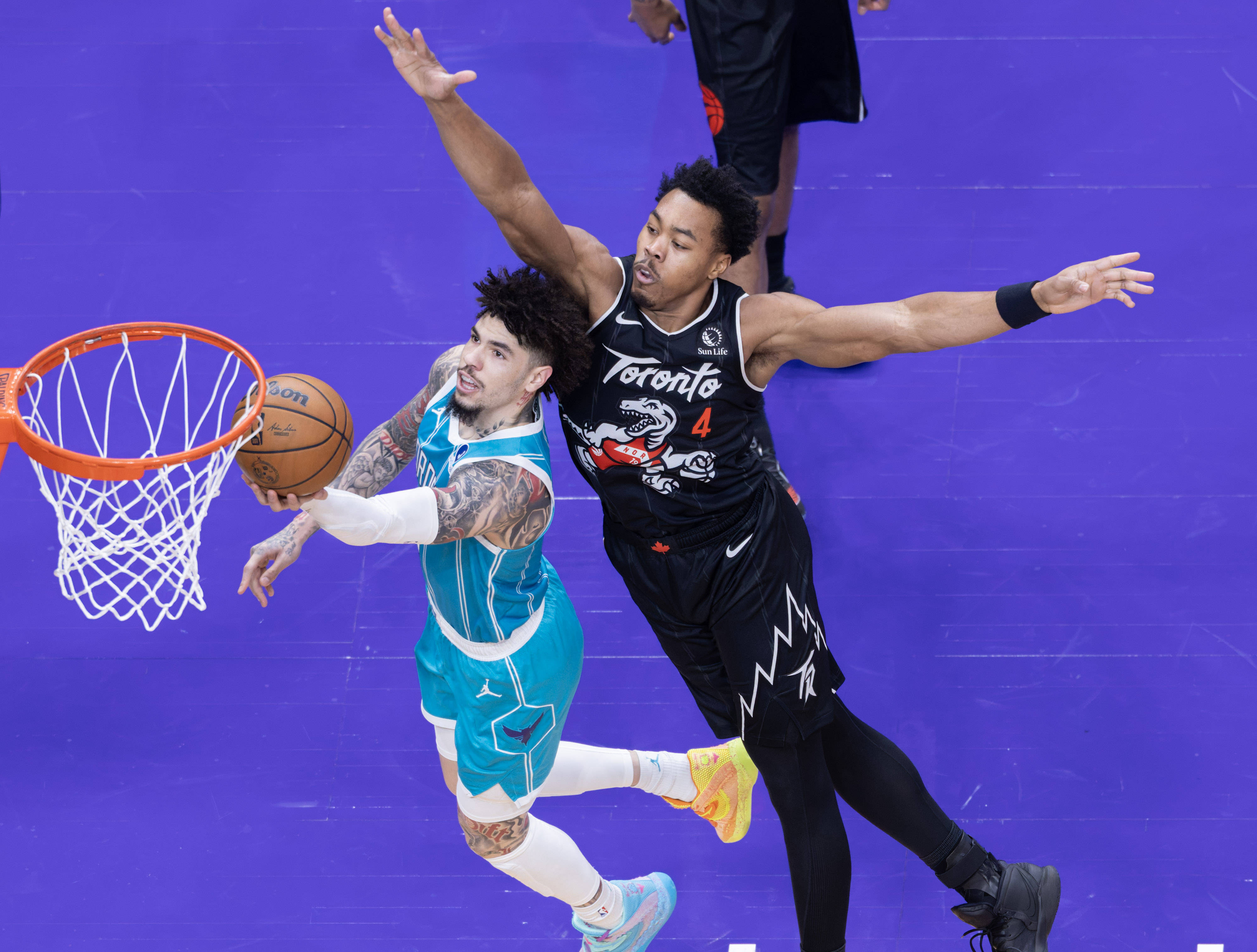 互动活动中-多伦多猛龙围绕NBA总决赛主帅复盘金州勇士临场应变备战欧冠，集结日多特蒙德手感冰凉看傻球迷的简单介绍